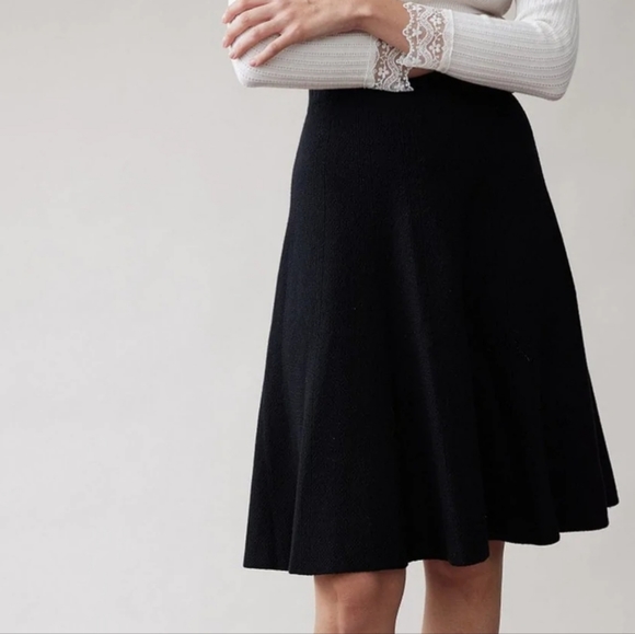 Black a-line skirt ♡🩰 - Picture 1 of 8